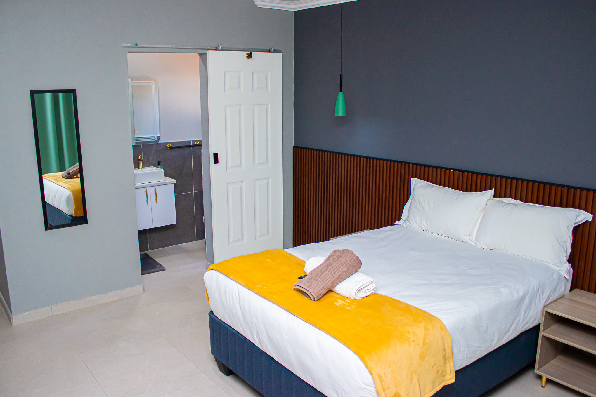 Room 8 Image